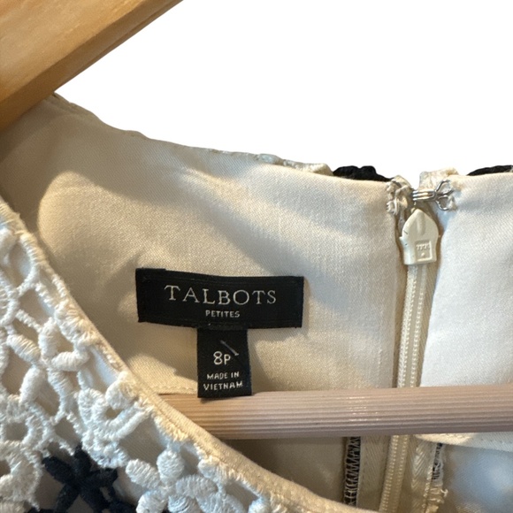 Talbots 8P Dress Crochet Black Ivory Chevron Stripe Sheath Work Cocktail EUC - Picture 4 of 8